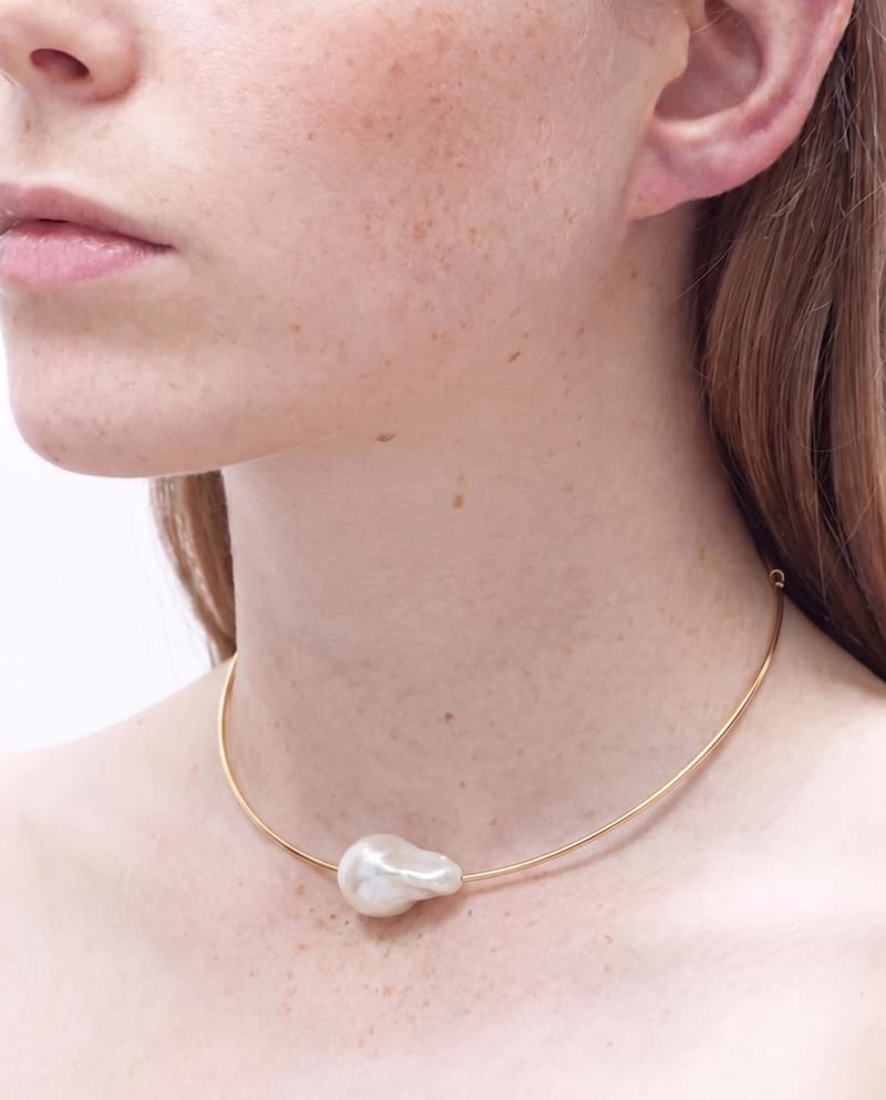 On-Neck Shot