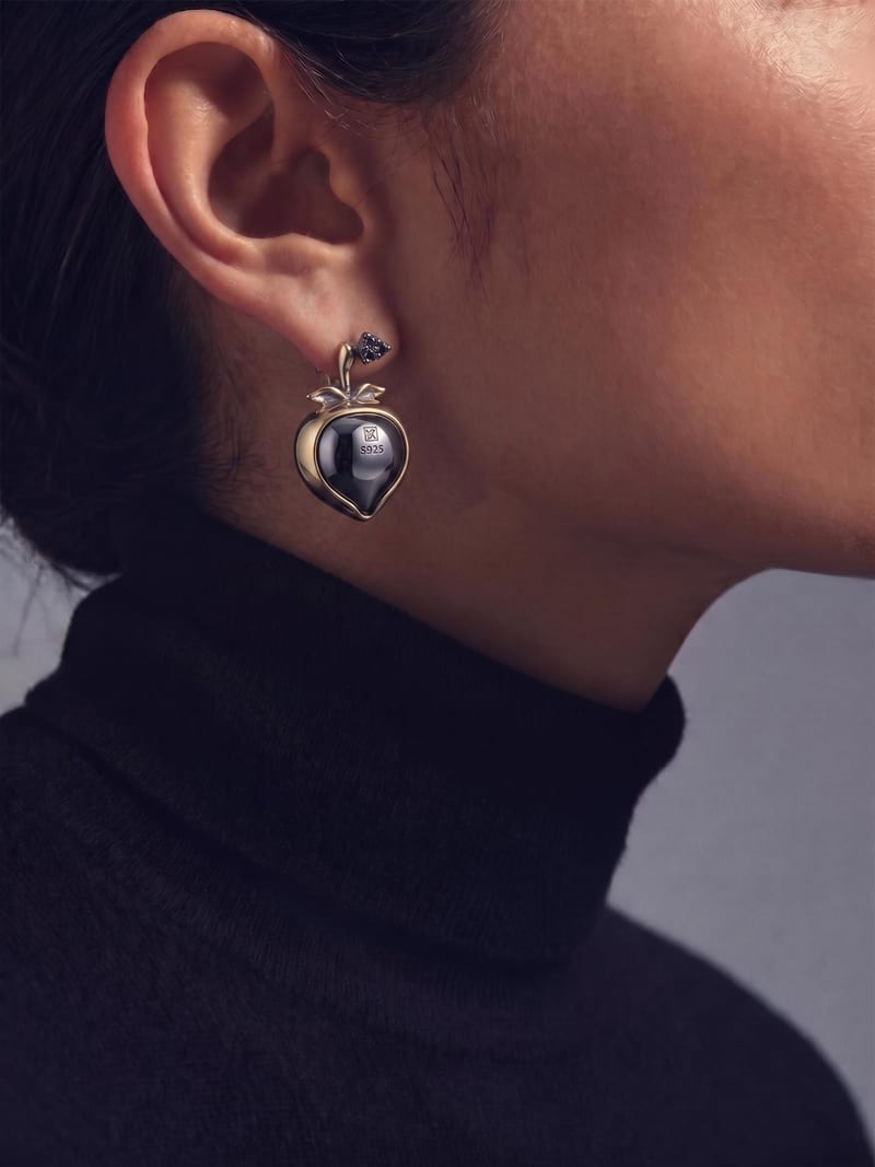 On-Ear Shot